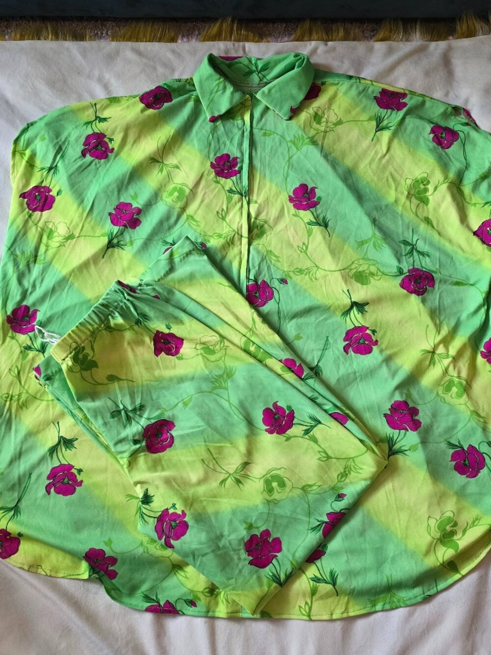 Lime Green leisurewear from the 70's size L